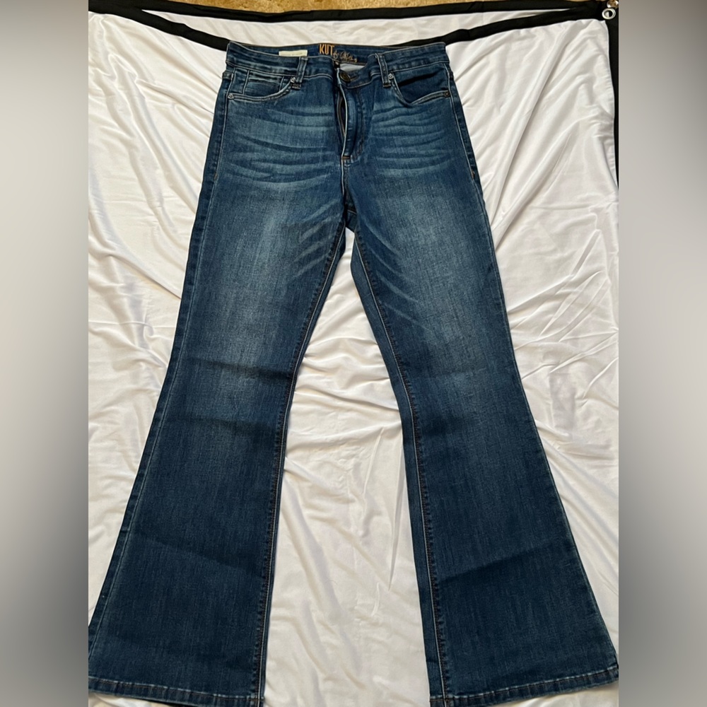 Kut from the Kloth Stephanie High Rise Flare